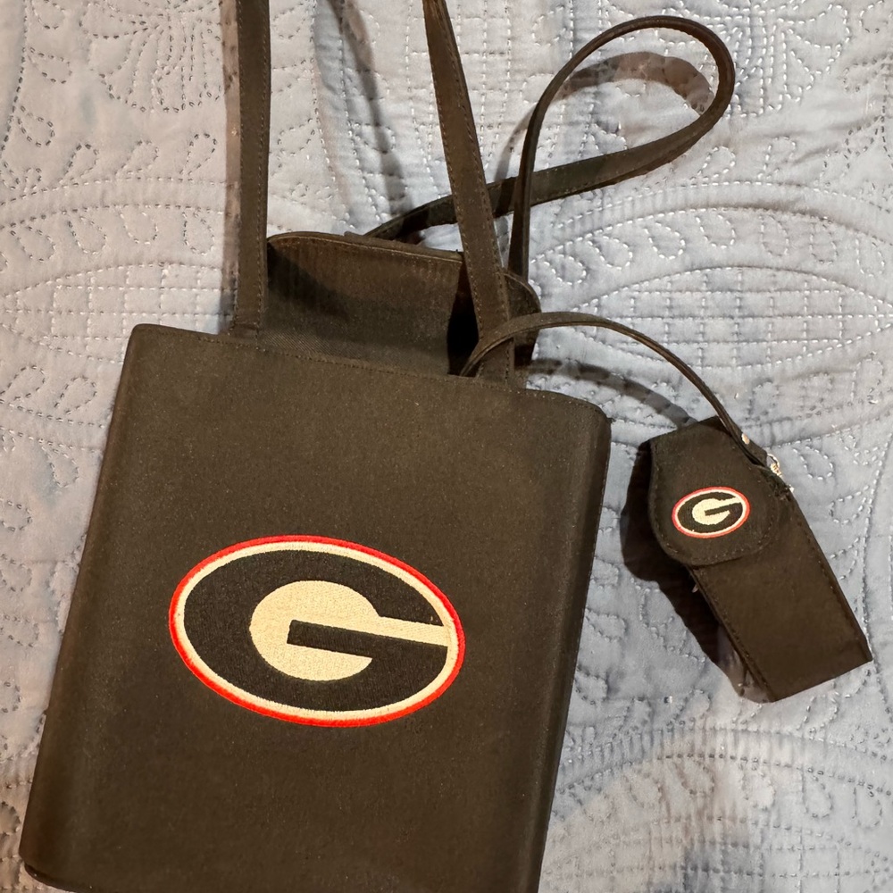 Vintage University of Georgia black purse with G logo